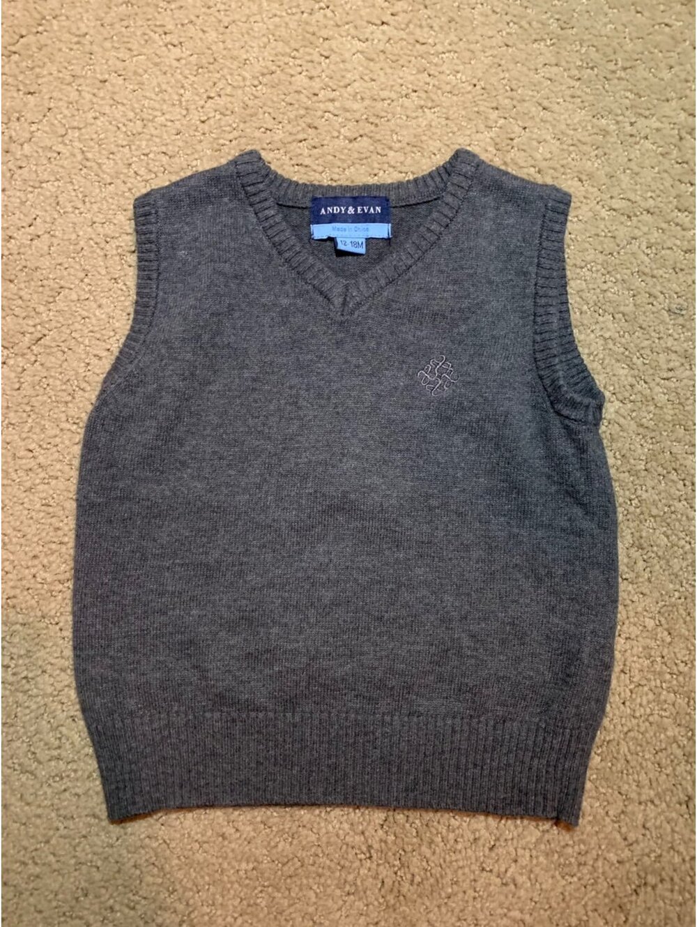 Andy & Evan grey sweater vest, 12-18 mos